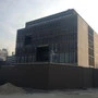 Belebter Campus? An der Peripherie eher gähnende Leere.