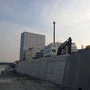 Die Basler Mauer: Novartis schützt sich mit allerlei Mauern und Zäunen gegen Eindringlinge.